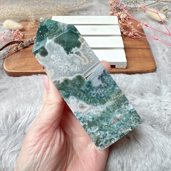 Beautiful Moss Agate Tower Obelisk - Picture 6 of 8